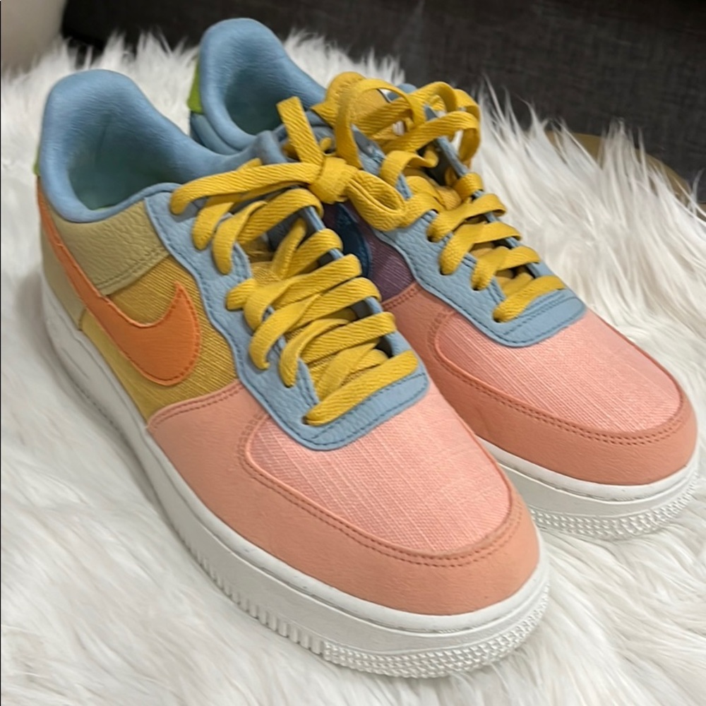 Nike Air Force 1 '07 LV8 NN